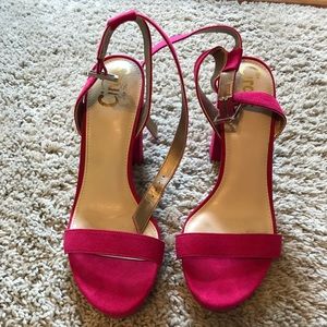 Raspberry color heels. Size 9.